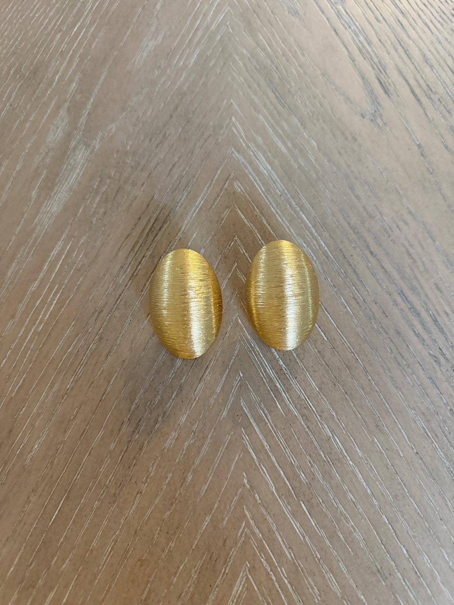 Vintage Oval Clip On Earrings