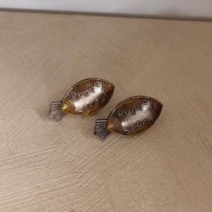 Vintage Gold Tone Fish Clip On Earrings