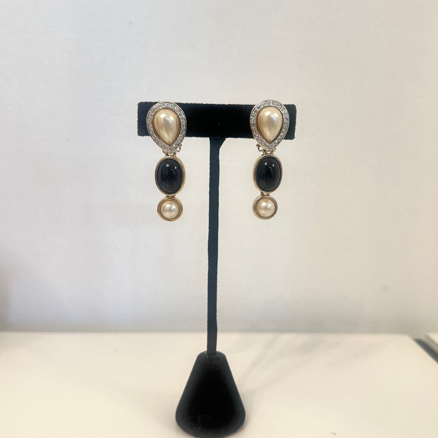 Vintage Pearl Classy Drop Earrings