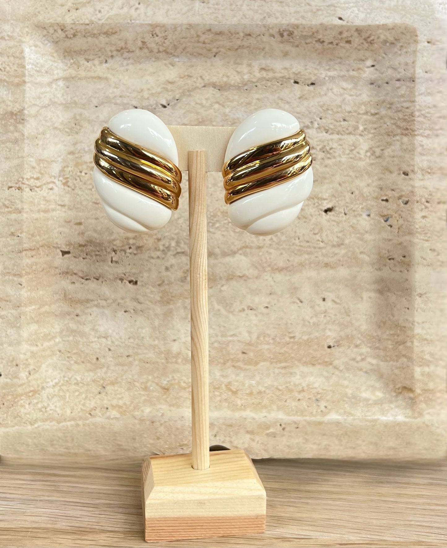 Vintage Clip On Gold & Cream Earrings