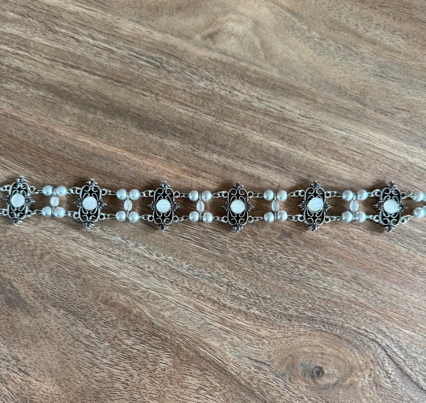 Adjustable Pearl Choker