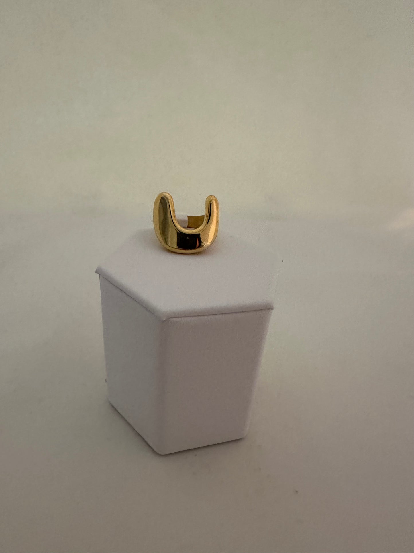 U Shaped Ring