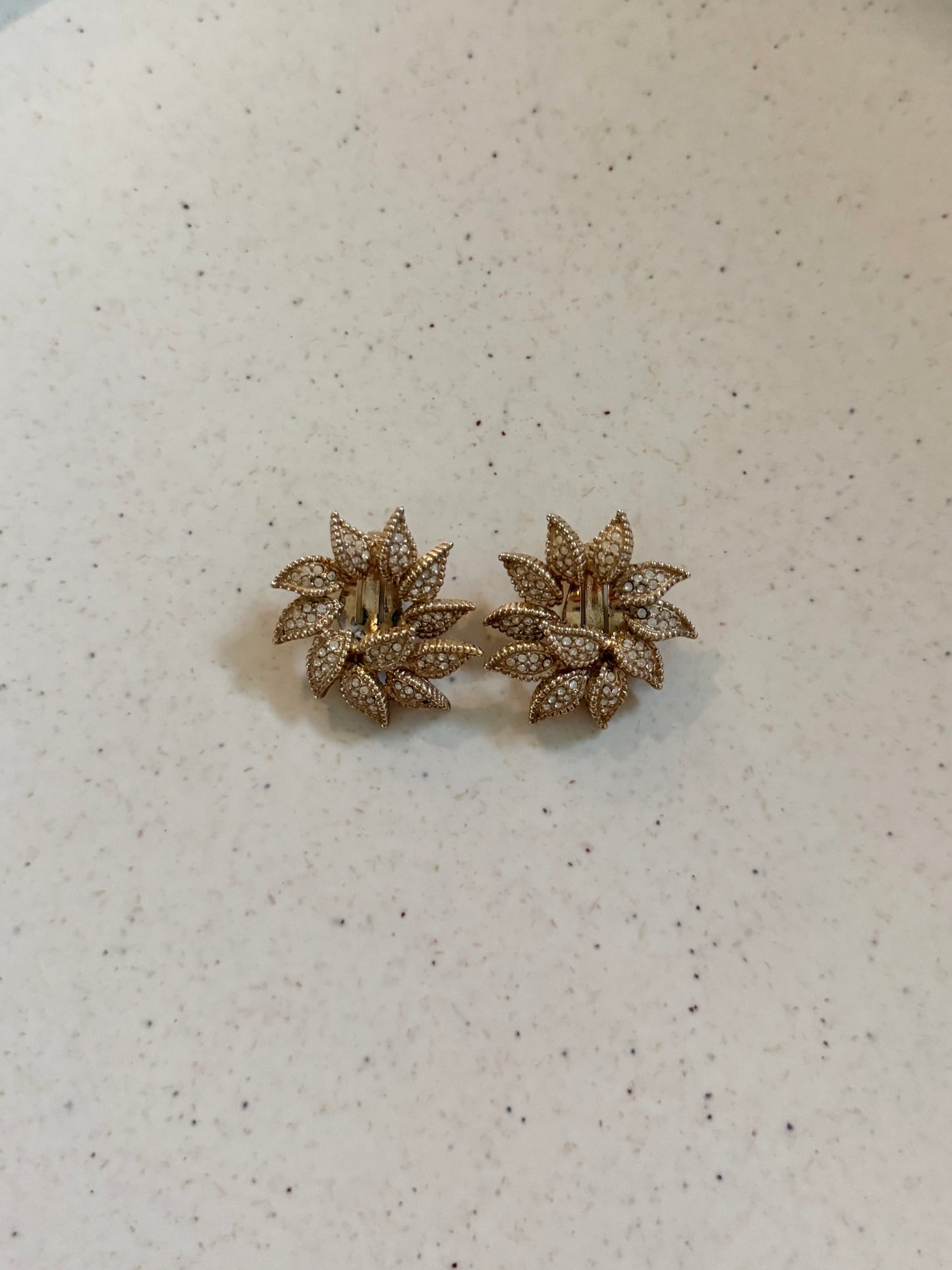 Vintage Ciner Gold Crystal Leaf Earring