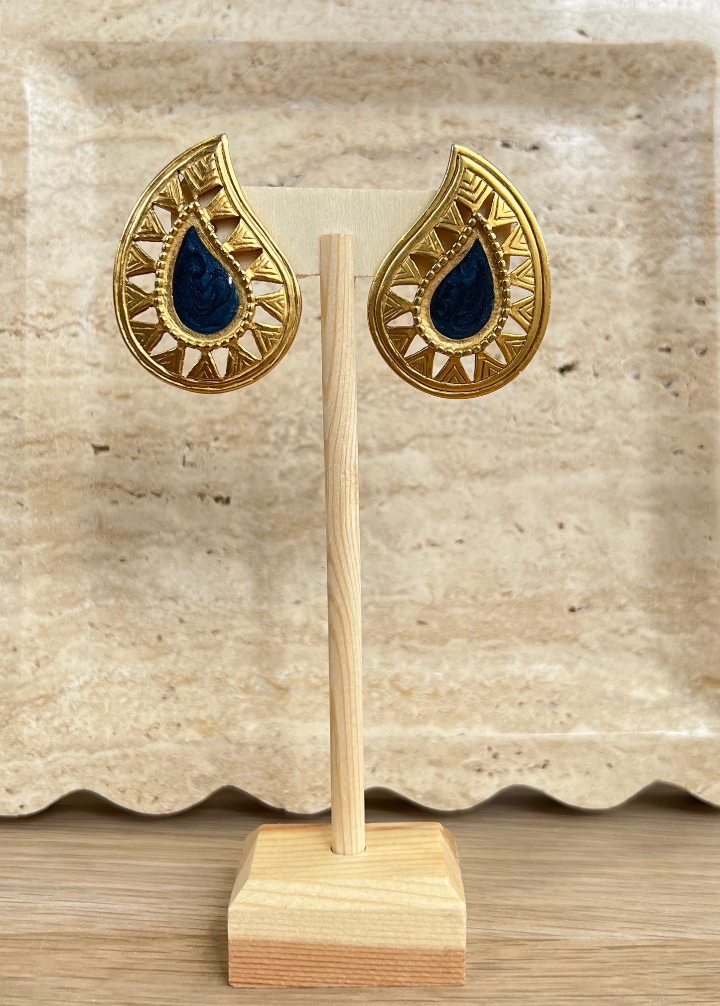 Vintage Paisley Clip On Antiqued Gold Navy Enamel Earrings