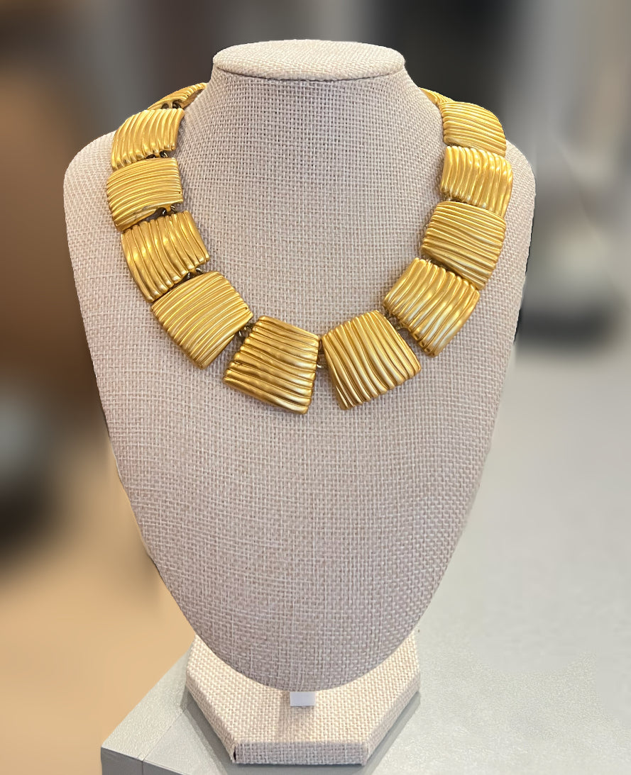 Gold Square Ribbed Collar Necklace