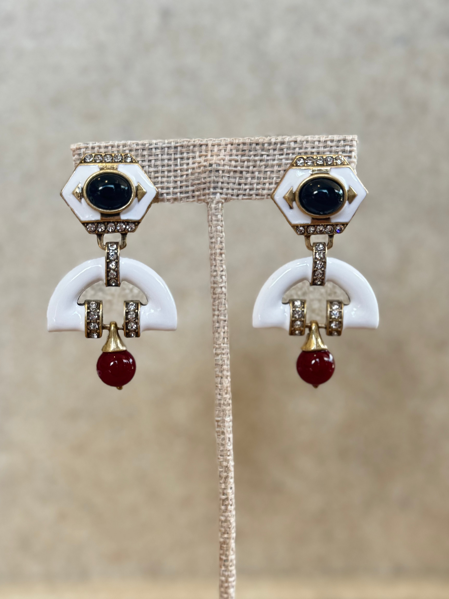 Vintage White Earrings With Black And Red Stones