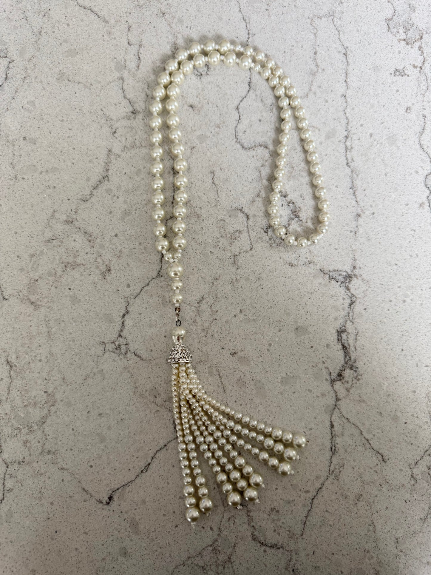 Pearl Lariat Necklace With Tassle Pendant