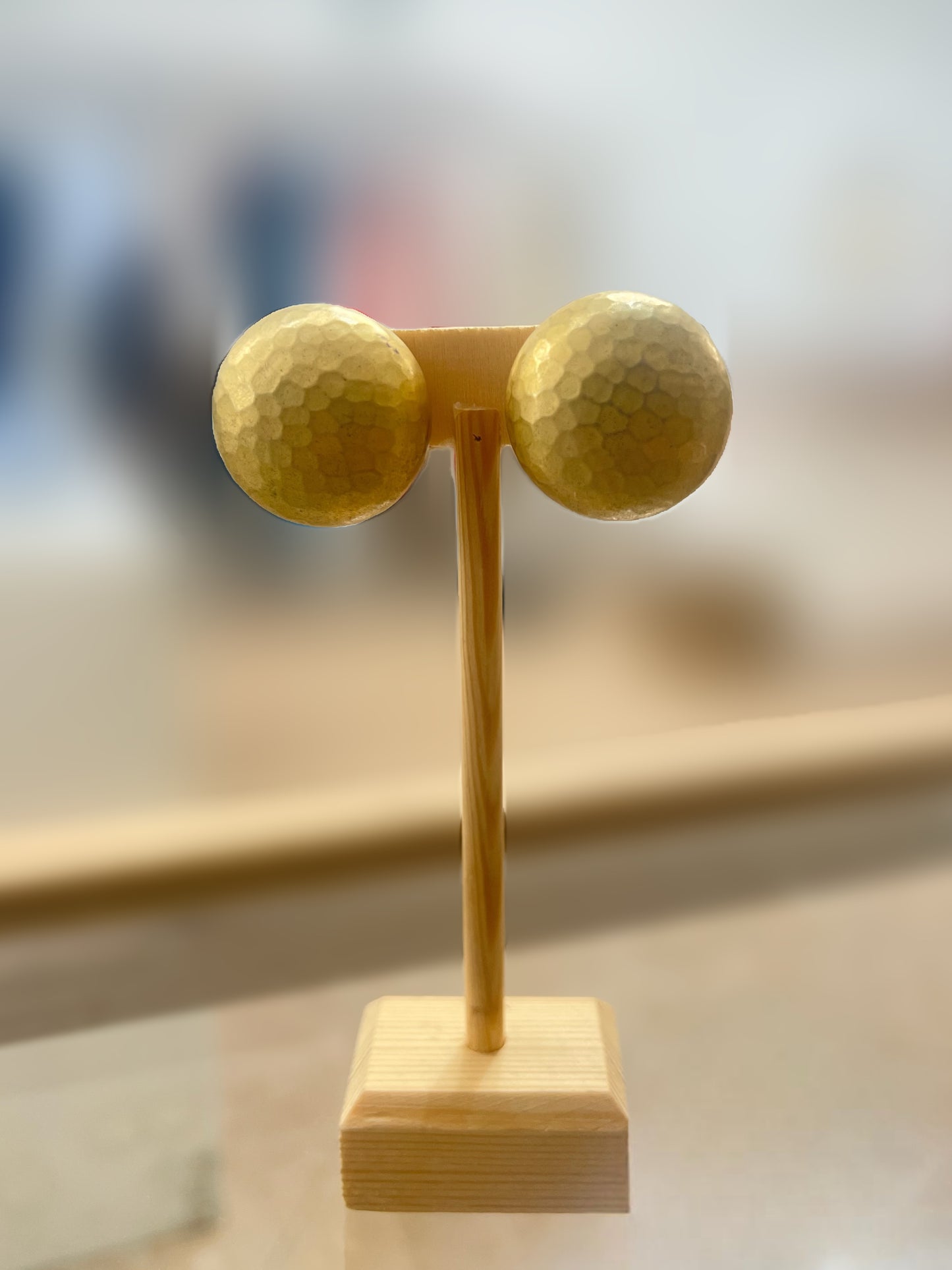 Vintage Gold Hammered Circle Earrings