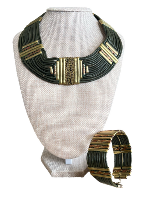 Black and Gold Matching Necklace and Bracelet Set