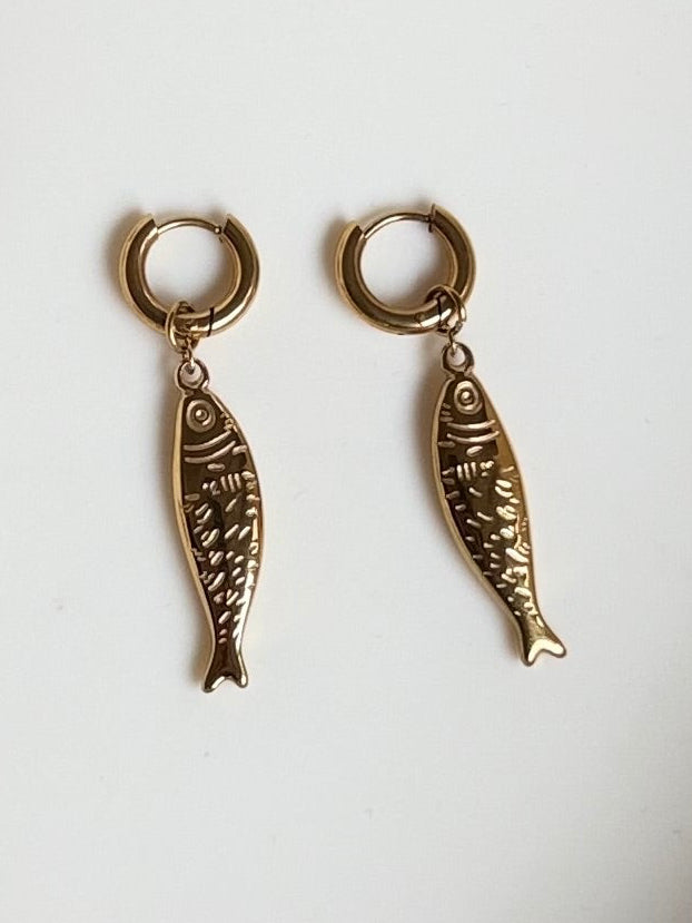 Fish Huggies Earring
