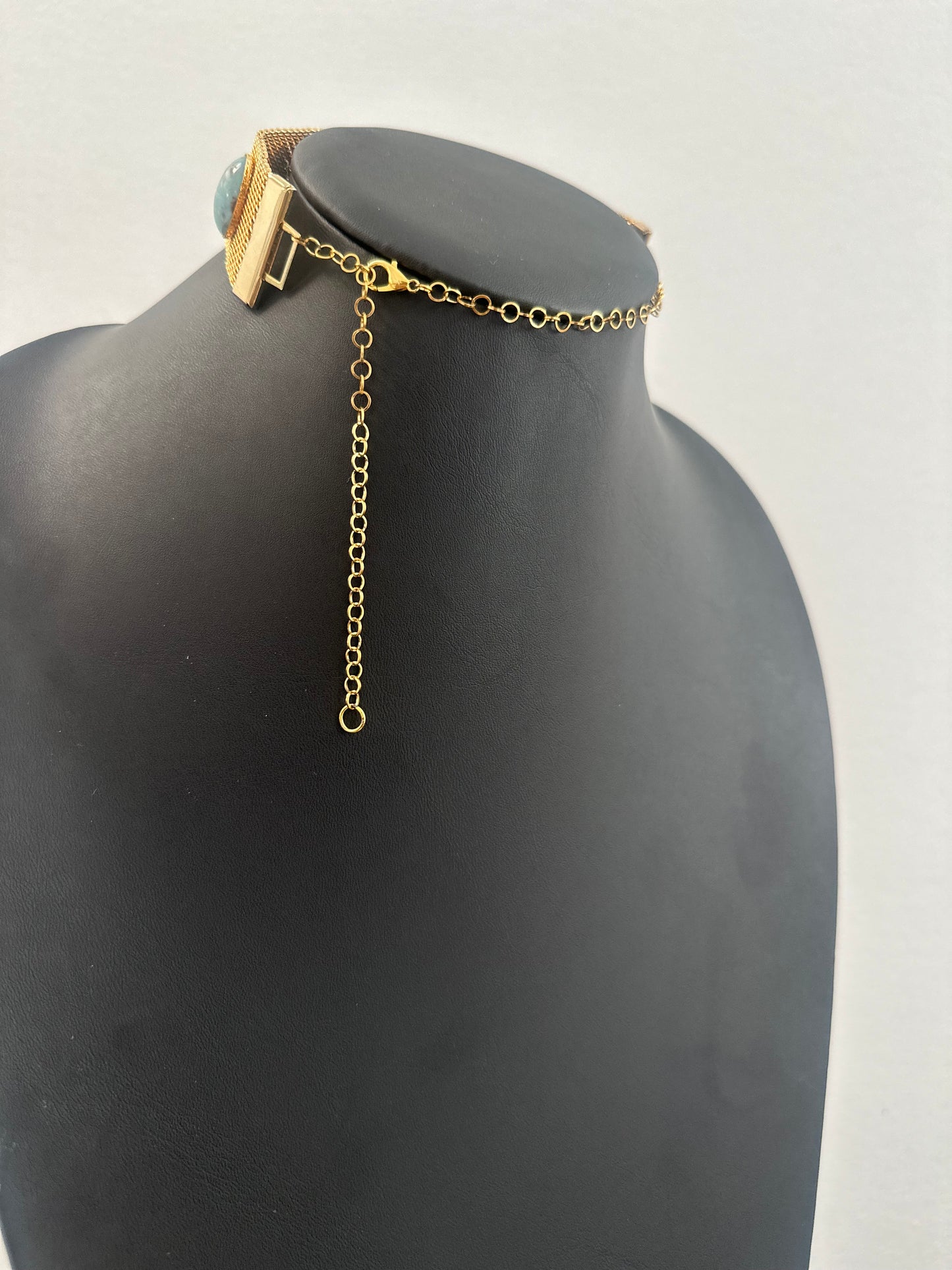 Vintage Gold Mesh and Cabochon Choker