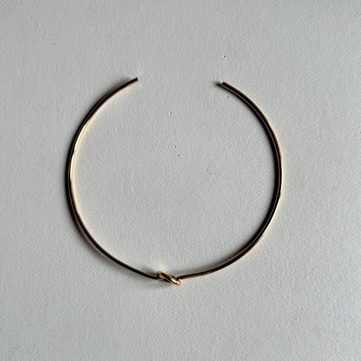 Gold Knot Wire Choker Necklace