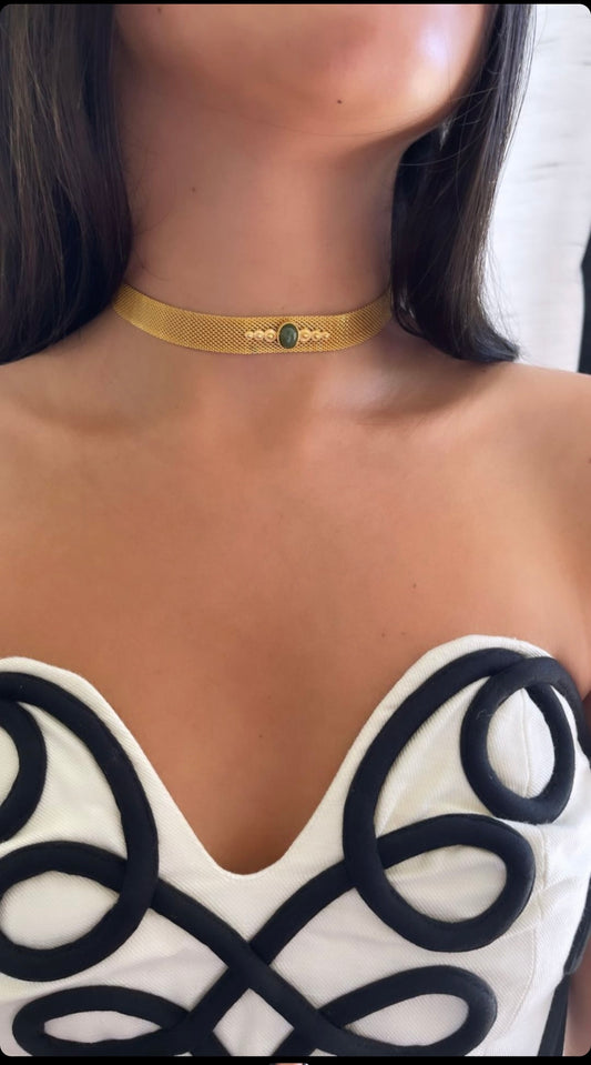 Vintage Gold Mesh Choker With Green Stone