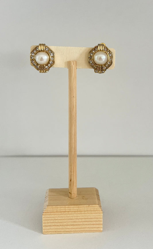 Vintage Small Pearl And Crystal Clip On Earring