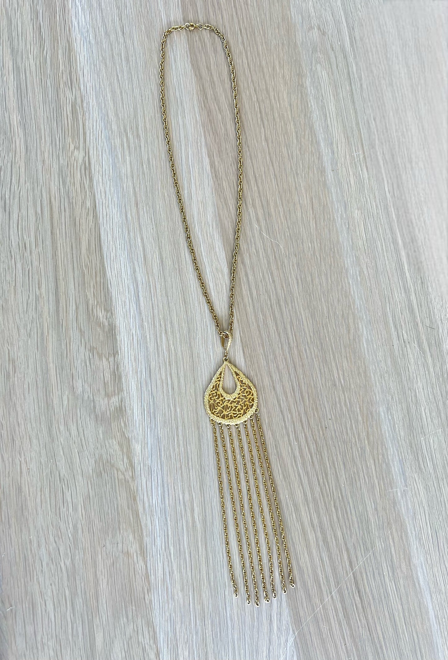 Vintage Gold Tassel Pendant Necklace
