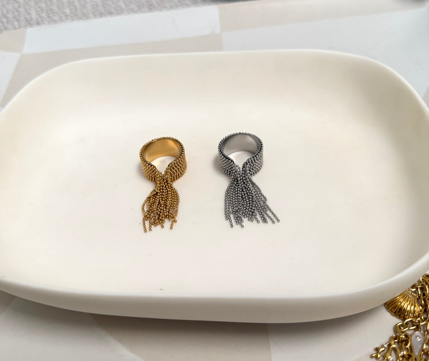 Tassel Chain Ring