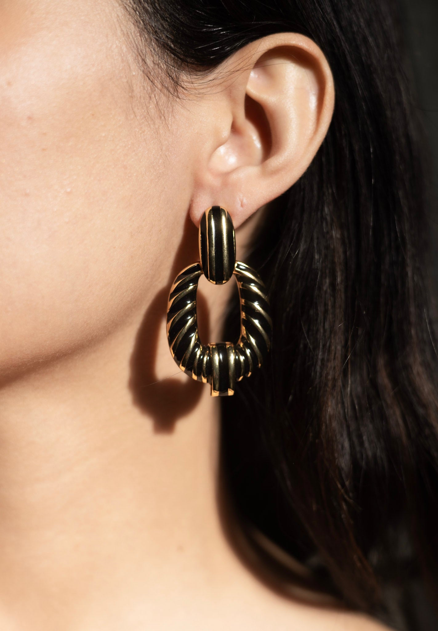 Black & White Gold Hanging Earring