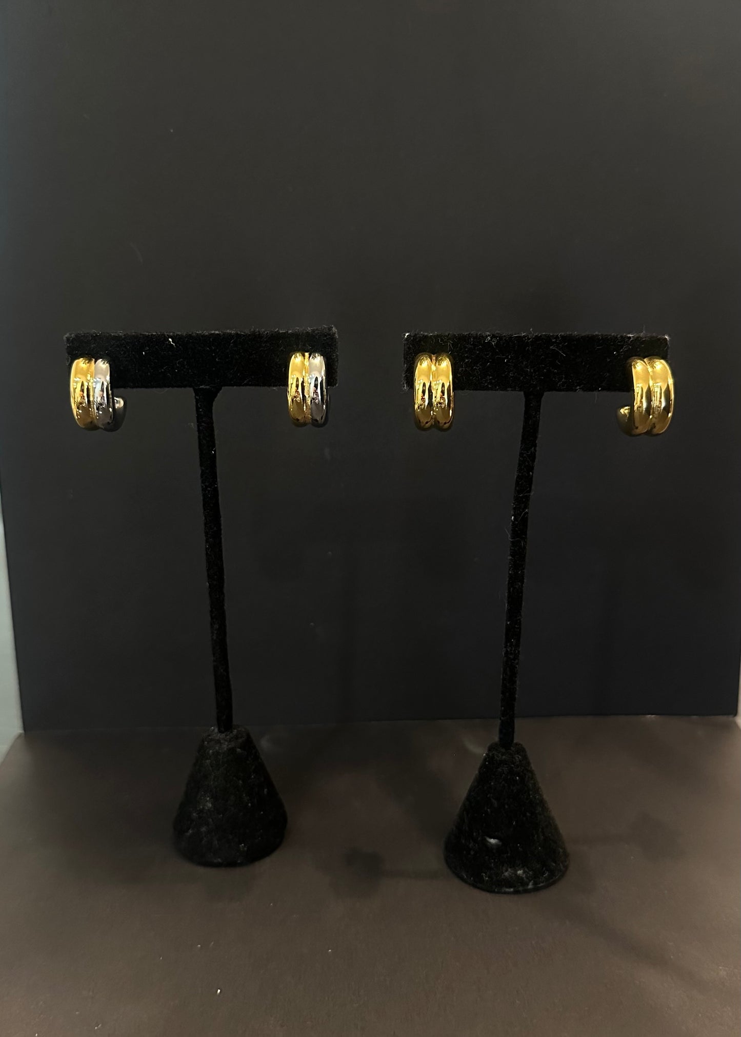 Double Ribbed Medium Sized Hoops