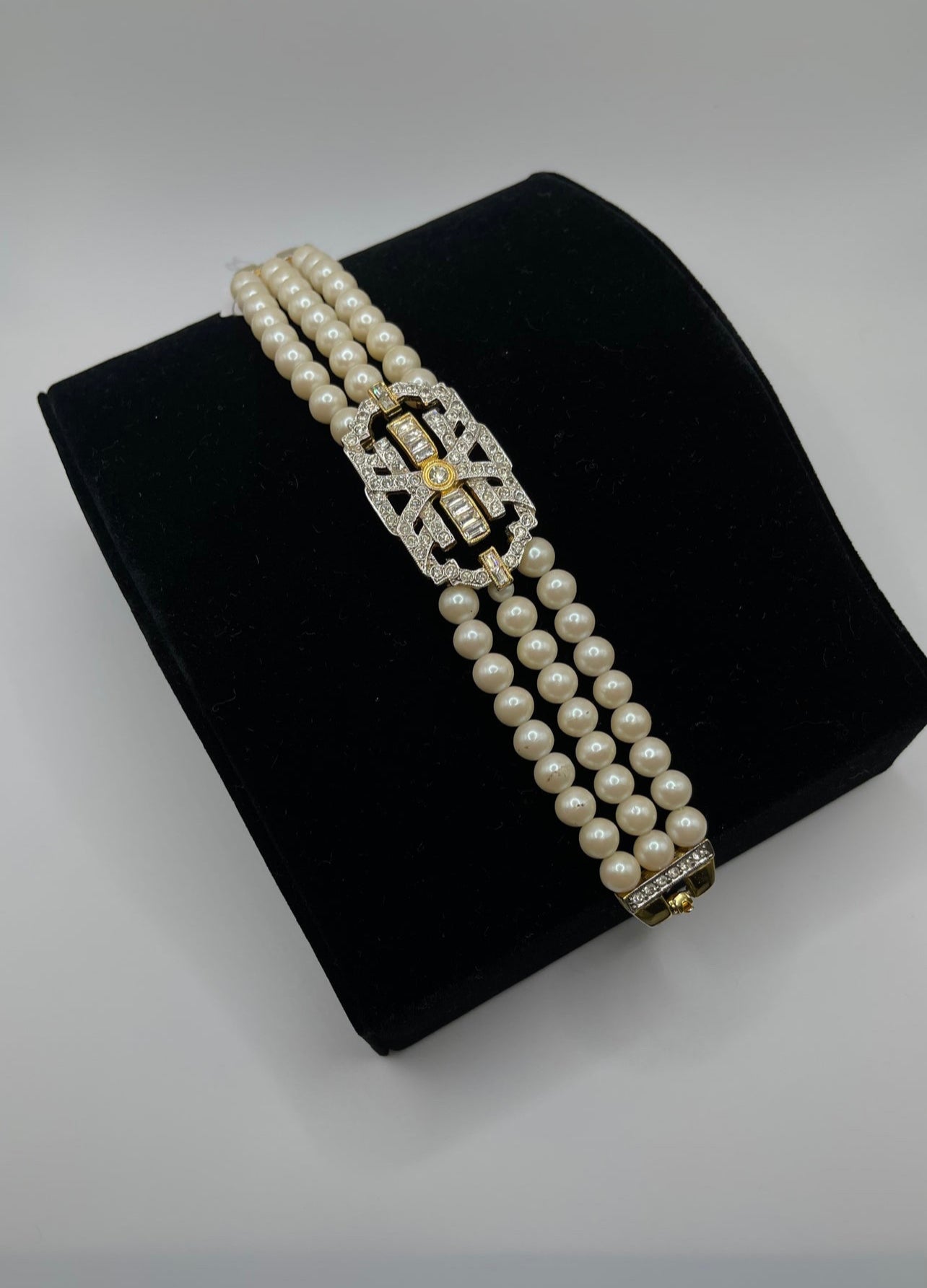 Vintage 3 Strand Pearl Bracelet