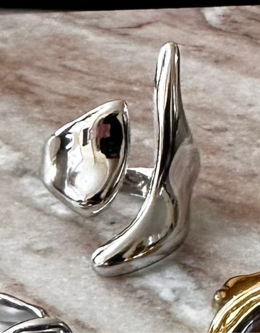 Silver Wave Ring