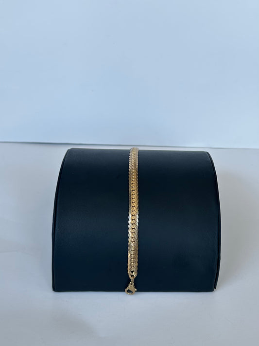 Gold Chain Link Bracelet