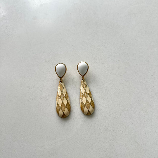 Vintage Large Gold Tone Pearl
Dangle Earrings Signed TAT