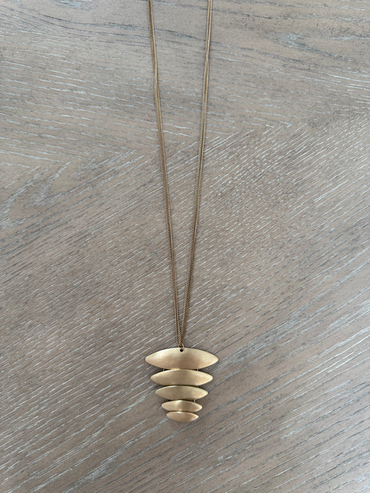 Vintage Gold Pendant Necklace