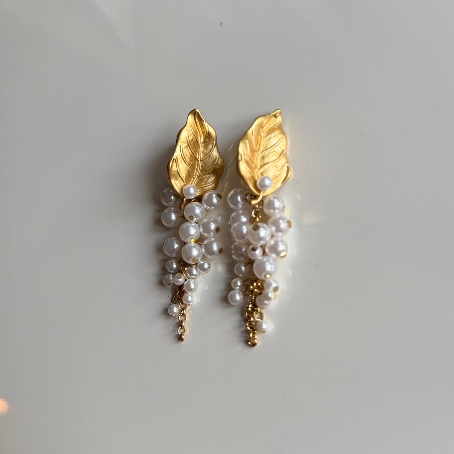 Gold Leaf Pearl Earring
