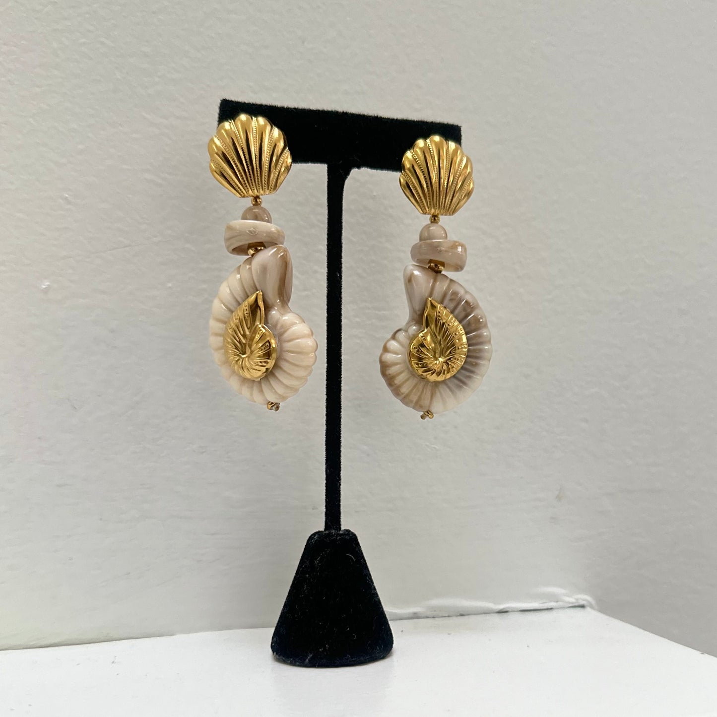 Shell Hanging Earrings
