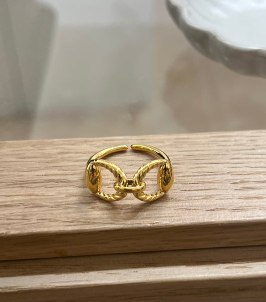 Horsebit Gold Ring