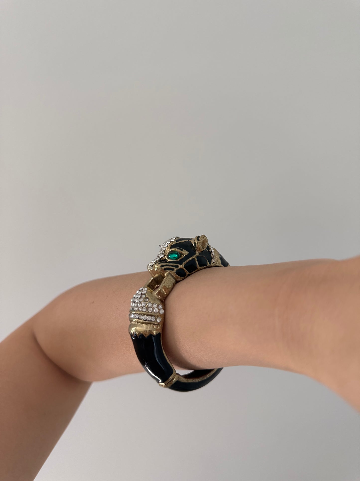 ￼Panther Black and Crystal bracelet