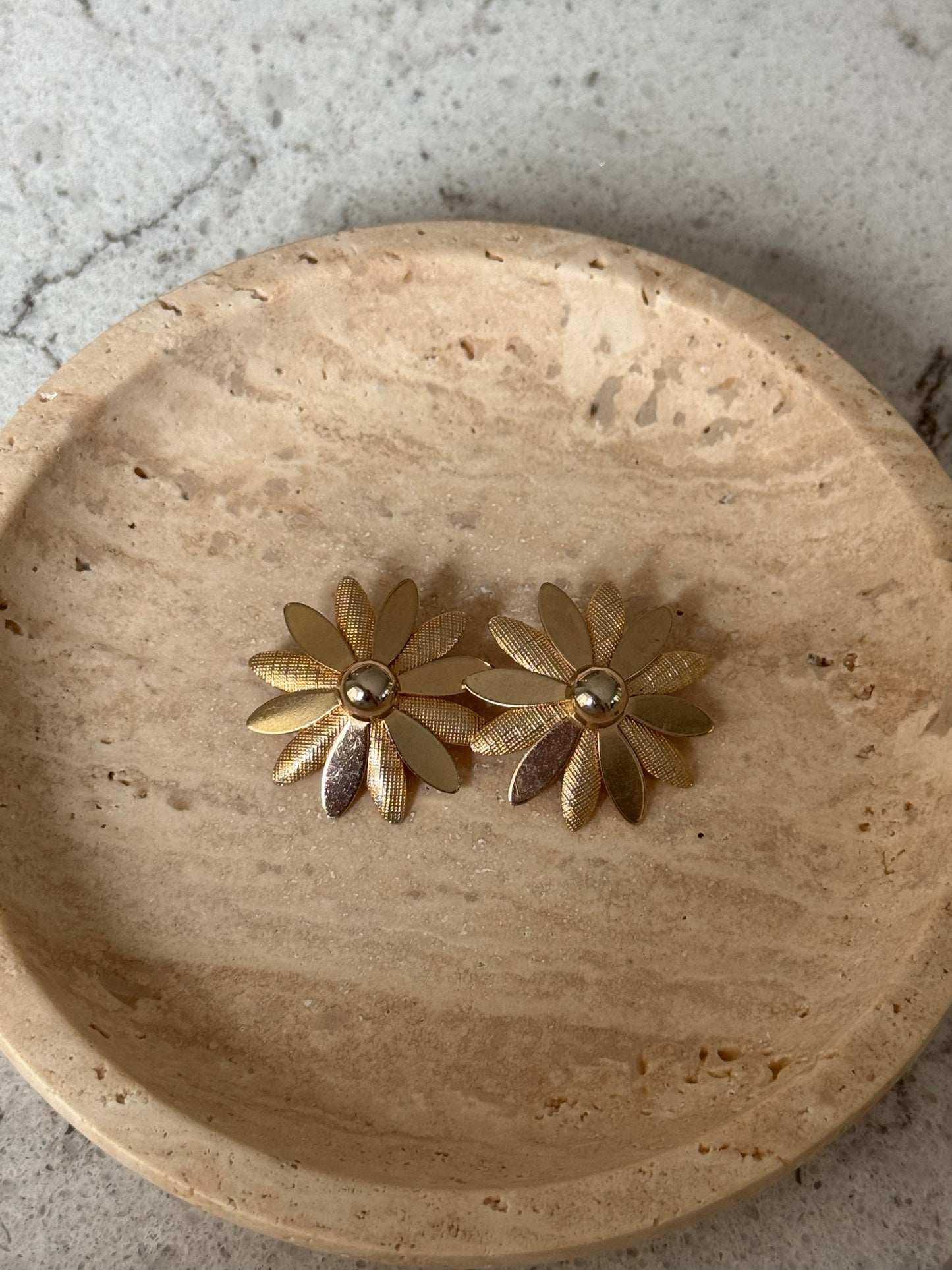 Vintage Gold Tone Flower Earrings