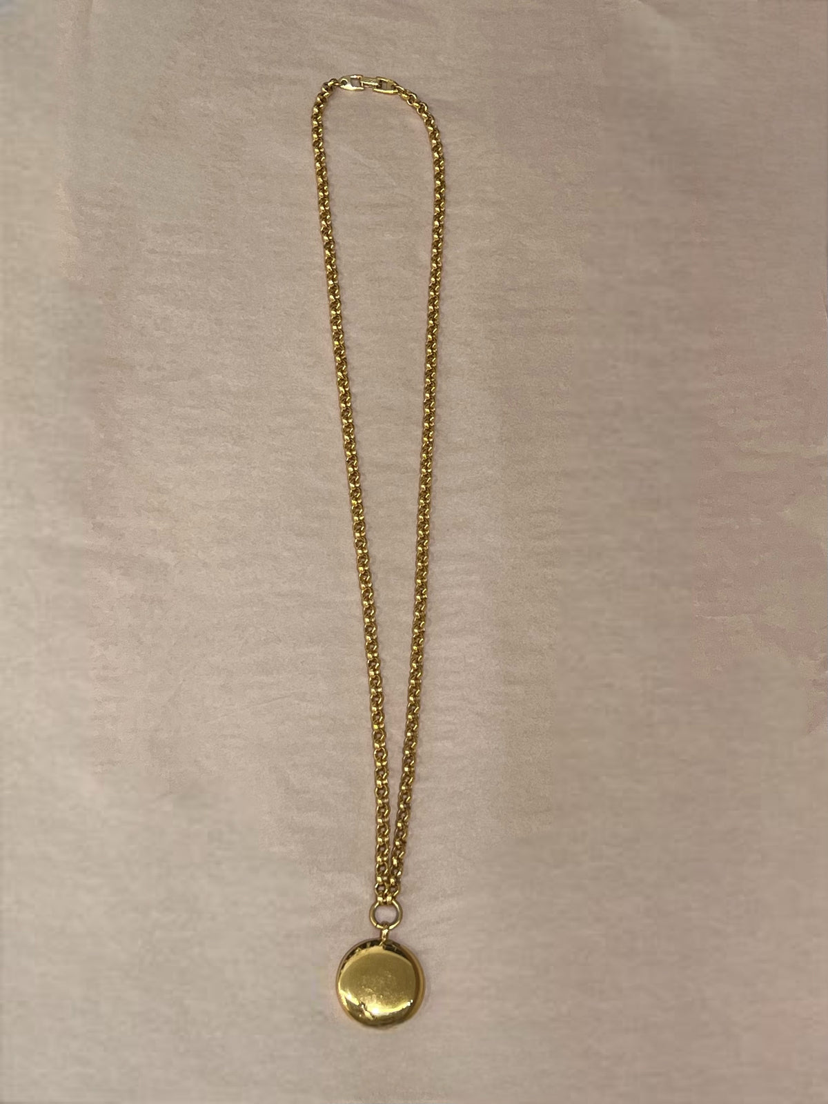 Gold Round Pendant Chained Necklace