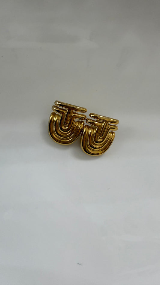 Gold Scalloped Earrings