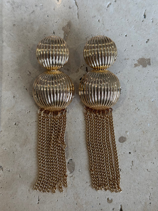 Ribbed Dangle Earrings