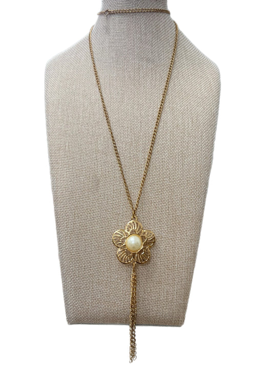 Gold Flower Pearl Tassel Necklace